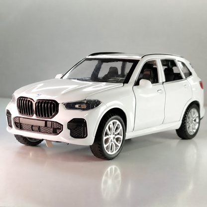 White BMW X5 1:28 Diecast Car